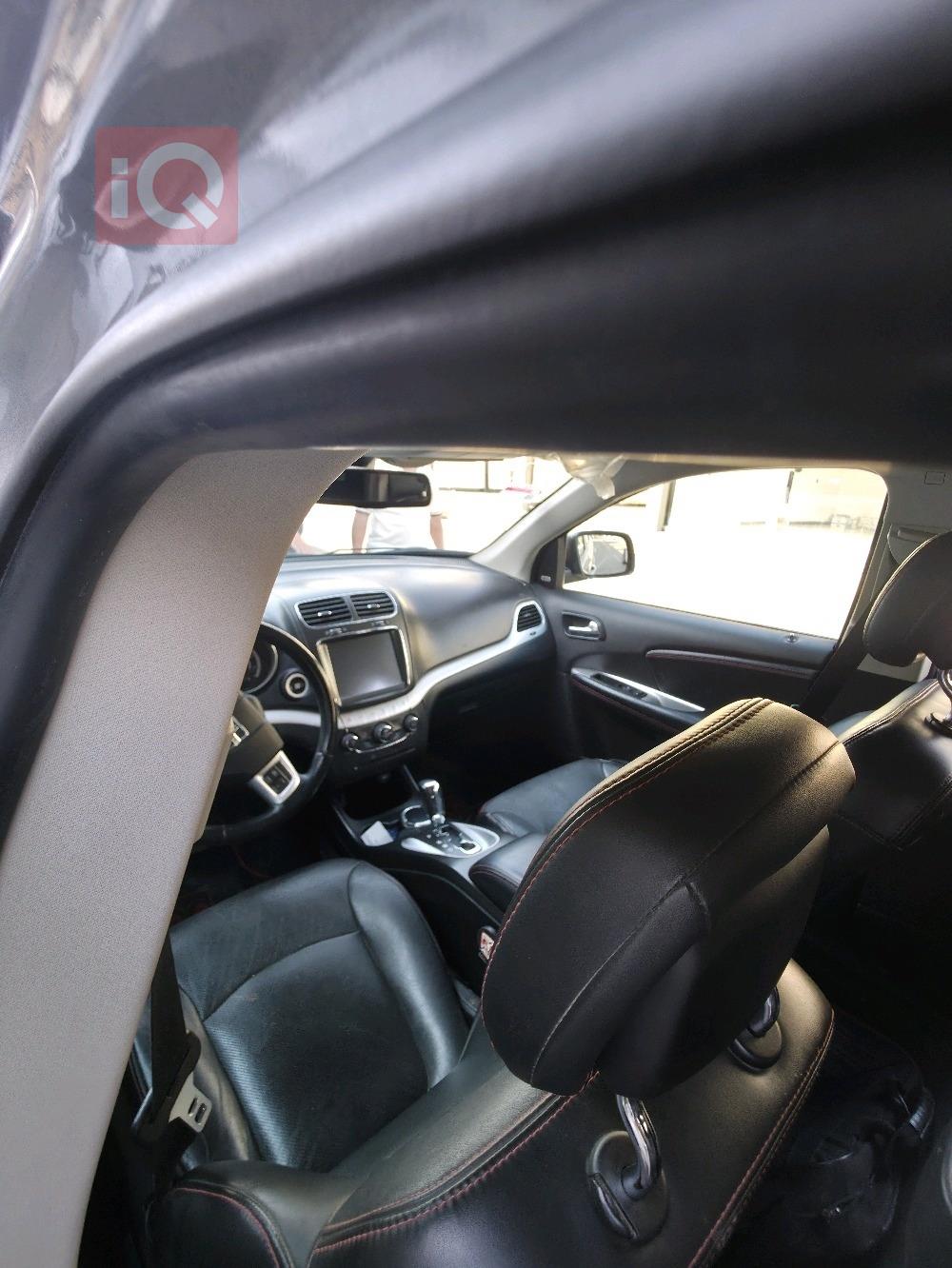 https://cdn.iqcars.io9f8ce95a-f3cc-427f-95da-5caa7f131e11_3.jpg